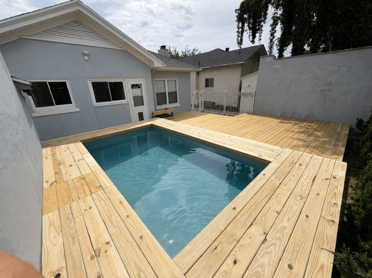 Deck around an above ground pool